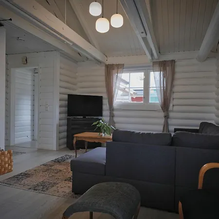 Venetsianranta Lodge *